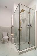 Loggia Luxe 5BR Living in Universitatii Area