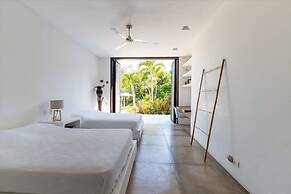 w Lovely 4BR Villa at Mesa de Yeguas