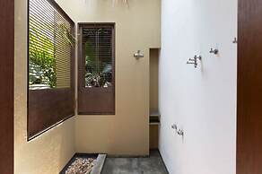 Atonishing 5BR Villa at Mesa de Yeguas