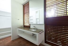 Atonishing 5BR Villa at Mesa de Yeguas