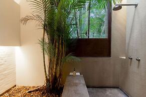 Atonishing 5BR Villa at Mesa de Yeguas