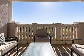 3BR Family Apartment for 8 Peaceful Residential Retreat