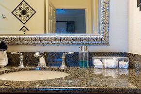 3BR Family Apartment for 8 Peaceful Residential Retreat