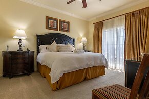 3BR Family Apartment for 8 Peaceful Residential Retreat