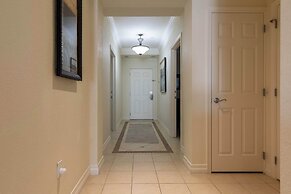 3BR Family Apartment for 8 Peaceful Residential Retreat