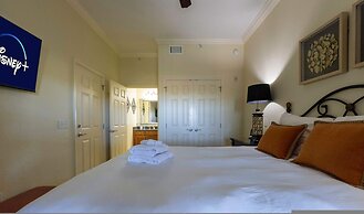 3BR Family Apartment for 8 Peaceful Residential Retreat