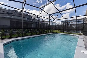 Family Friendly 5BR Home Pool Patio Room for 10