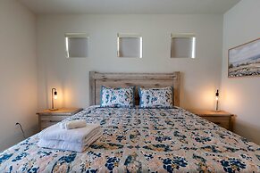 Family Friendly 5BR Home Pool Patio Room for 10