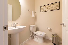 Family Friendly 5BR Home Pool Patio Room for 10