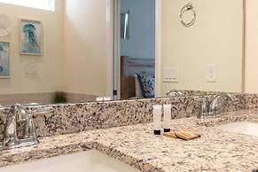 Family Friendly 5BR Home Pool Patio Room for 10