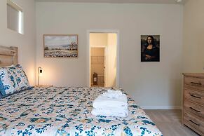 Family Friendly 5BR Home Pool Patio Room for 10