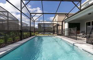 Family Friendly 5BR Home Pool Patio Room for 10