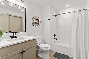 Pinyon Pines #103 2 Bedroom Condo