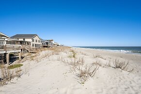 Laughin Place 7 Bedroom Home by Peace Vacations