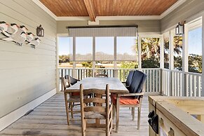 Laughin Place 7 Bedroom Home by Peace Vacations