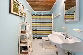 Laughin Place 7 Bedroom Home by Peace Vacations