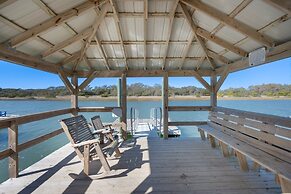 Laughin Place 7 Bedroom Home by Peace Vacations