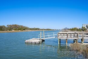 Laughin Place I 1 Bedroom Home by Peace Vacations