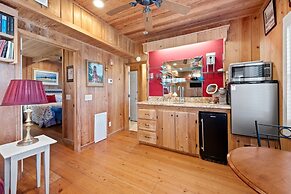 Laughin Place V 5 Bedroom Home by Peace Vacations