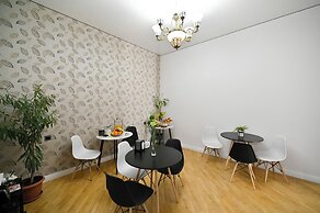Mon Invite Hotel