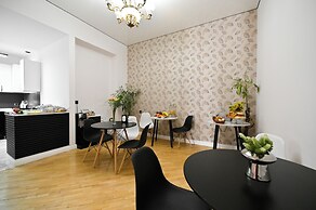 Mon Invite Hotel