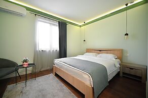 Mon Invite Hotel