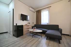Mon Invite Hotel