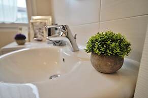 Studio With Gym Near Milan Metro