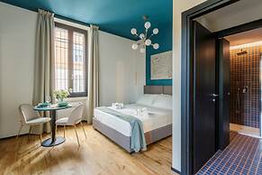 Bright Ground-floor Studio in Milan