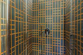 Bright Ground-floor Studio in Milan