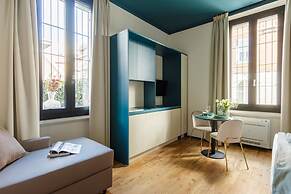 Bright Ground-floor Studio in Milan