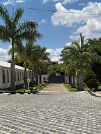 Eleganciana Lodges Ltd