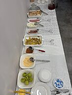 Eleganciana Lodges Ltd