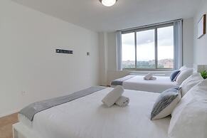 Airport Proximity- Apt in Crystal City