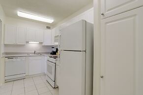 Airport Proximity- Apt in Crystal City