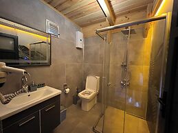 Rize Seversin Suit Bungalow