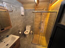 Rize Seversin Suit Bungalow