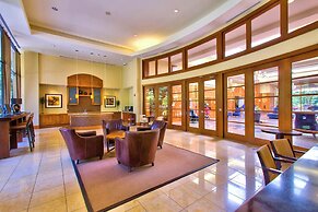 Spacious 2BR Apartment in Crystal City