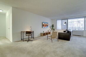 Prime Crystal City Apartments