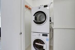 Prime Crystal City Apartments