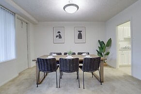 Prime Crystal City Apartments