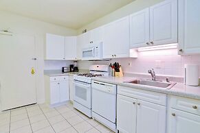 Prime Crystal City Apartments