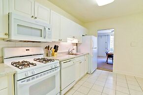 Prime Crystal City Apartments