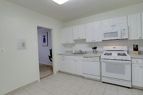 Prime Crystal City Apartments