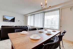 Prime Crystal City Apartments