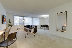 Prime Crystal City Apartments