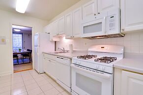 Prime Crystal City Apartments