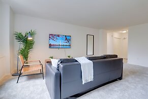 Prime Crystal City Apartments