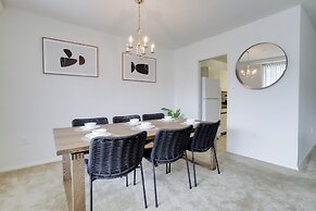 Prime Crystal City Apartments