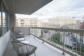 Prime Crystal City Apartments